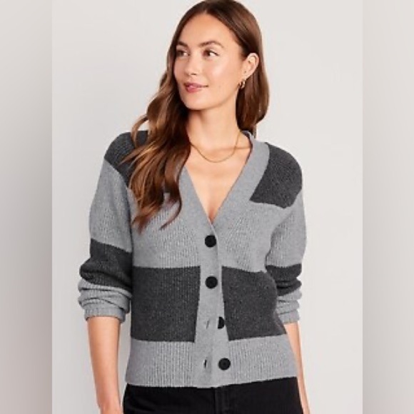 Old Navy Sweaters - Old Navy Gray Shaker-Stitch Cardigan Sweater size XL